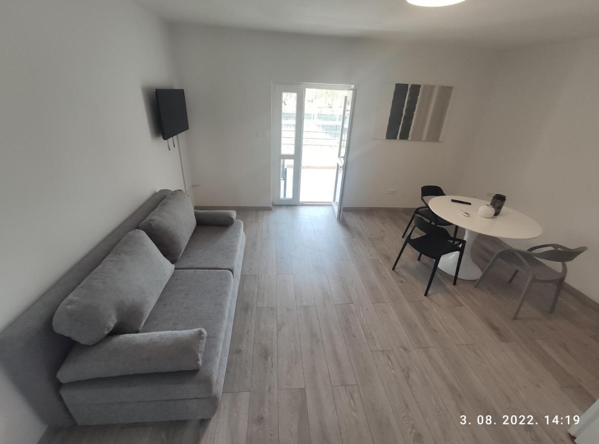Aqua Apartments Omis Exterior photo