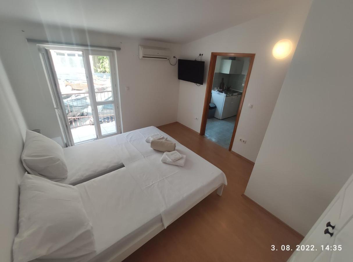Aqua Apartments Omis Exterior photo